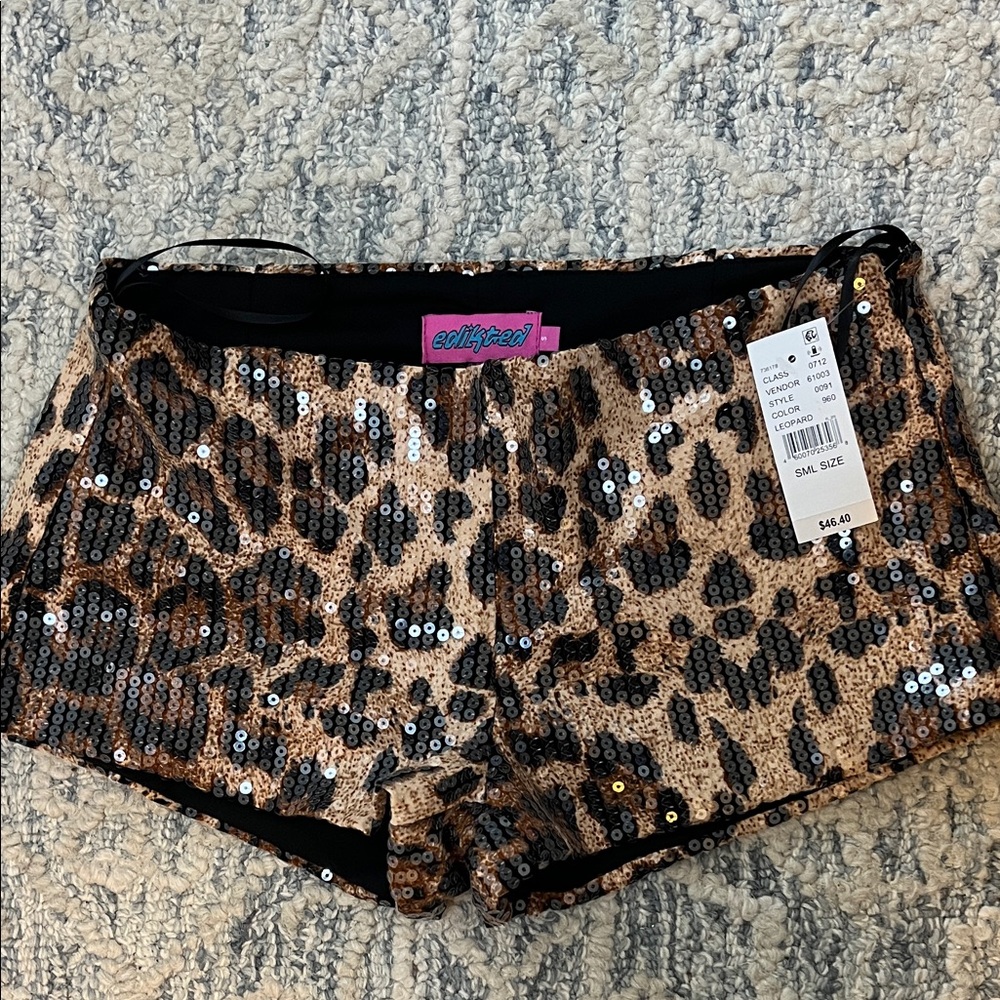 Edikted Shimmering Animal Print Shorts